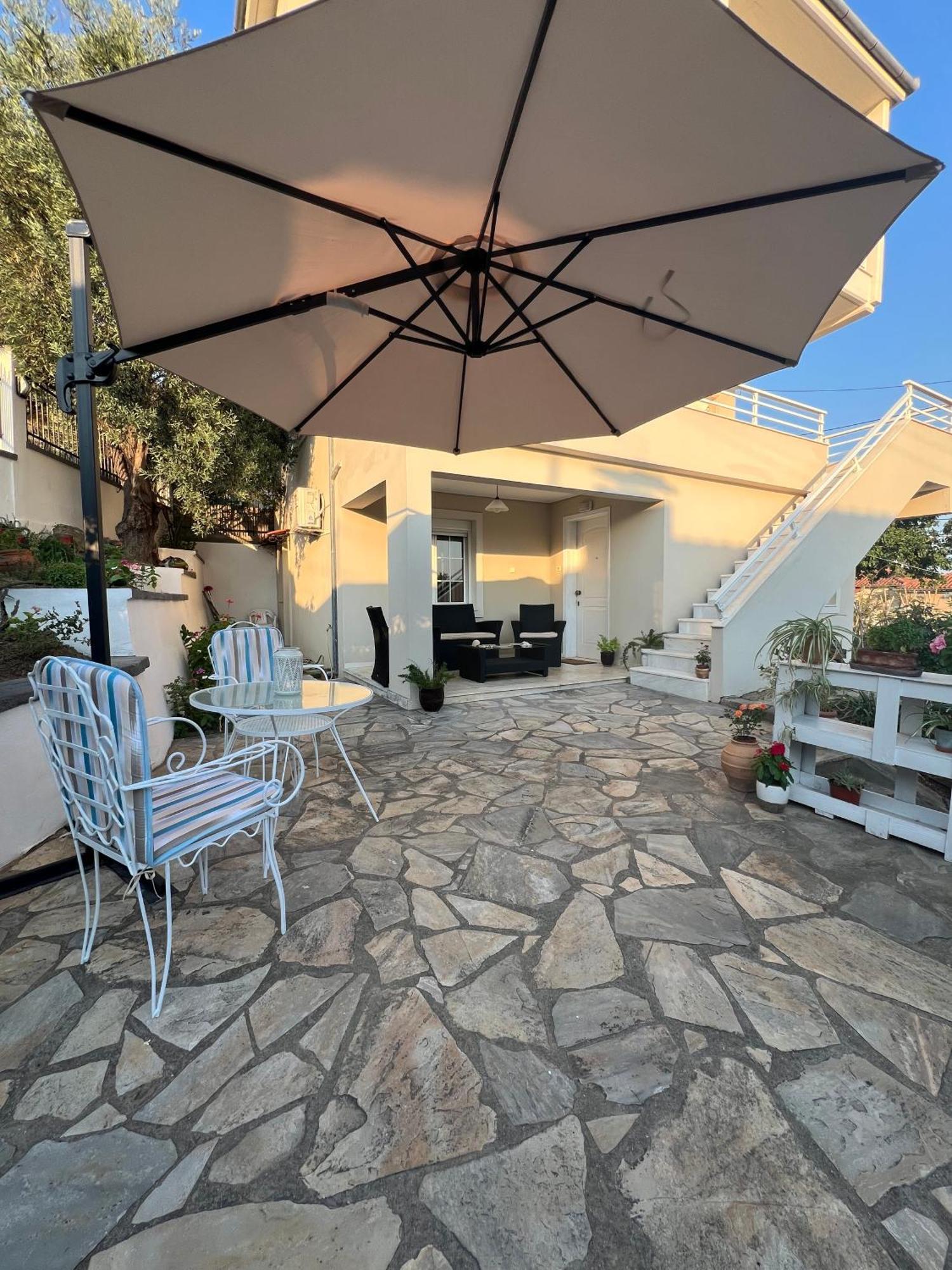 Aiolos Seaside Apartment Marathos  Exterior photo